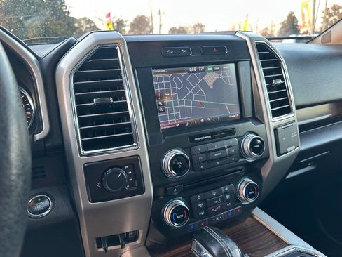 Used 2015 Ford F150 Lariat w/ Equipment Group 502A Luxury image 6