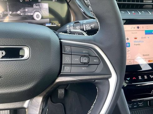 New 2026 Jeep Grand Cherokee Limited AWD/4WD image 30