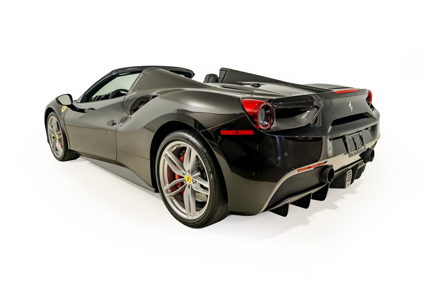 Certified 2018 Ferrari 488 Spider RWD image 16