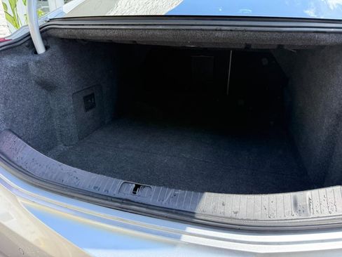 Used 2016 Cadillac XTS Luxury image 18