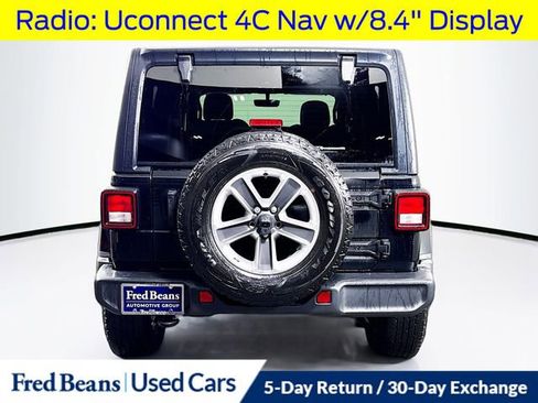 Used 2022 Jeep Wrangler Unlimited Sahara w/ Cold Weather Group image 8