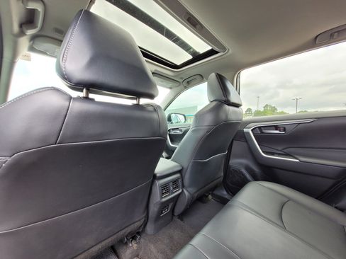 Used 2024 Toyota RAV4 XLE Premium image 29