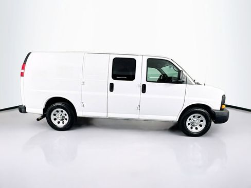 Used 2014 Chevrolet Express 1500 image 11