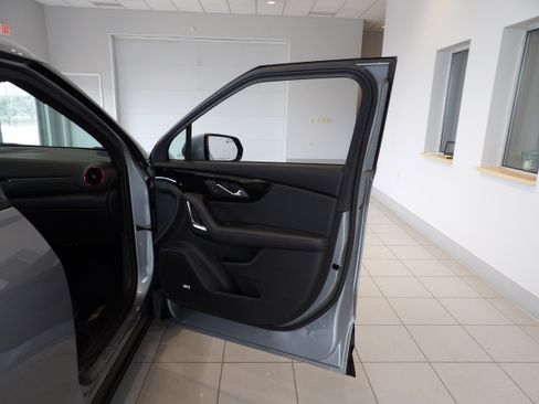 Used 2021 Chevrolet Equinox LT image 26