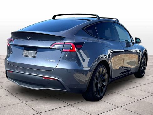Used 2021 Tesla Model Y Long Range AWD/4WD image 9