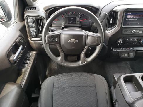 Used 2021 Chevrolet Silverado 1500 Custom Trail Boss AWD/4WD image 15
