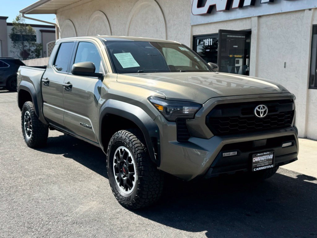 Used 2024 Toyota Tacoma TRD Off-Road AWD/4WD image 1