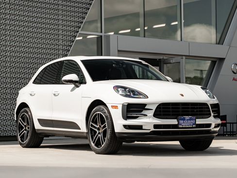 Used 2019 Porsche Macan AWD/4WD image 1
