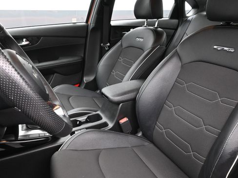 Used 2024 Kia Forte GT-Line image 11