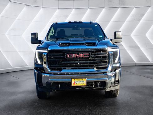 Used 2024 GMC Sierra 3500 Pro image 9