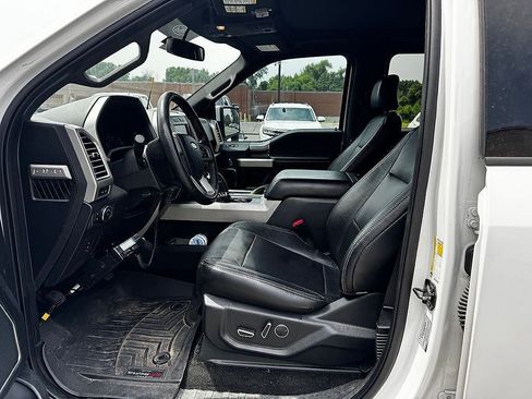 Used 2015 Ford F150 Lariat AWD/4WD image 10