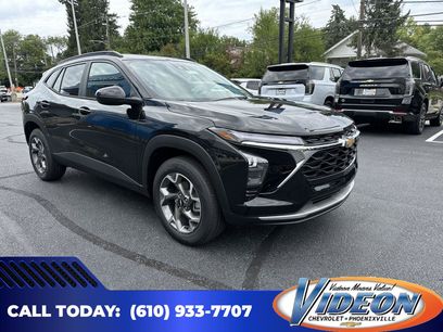 New 2026 Chevrolet Trax LT w/ Sunroof Package