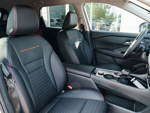 New 2026 Nissan Rogue SV image 27