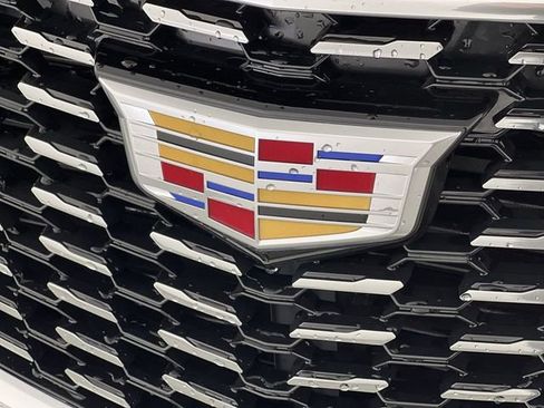 Used 2025 Cadillac XT5 Luxury image 31