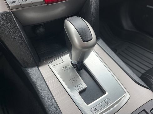 Used 2012 Subaru Outback 3.6R Limited w/ Moonroof Pkg image 19