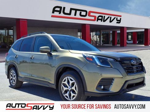 Used 2023 Subaru Forester Premium w/ Popular Package #2 image 1