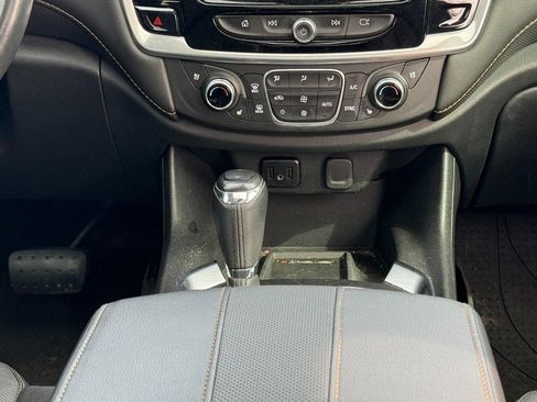 Used 2019 Chevrolet Traverse Premier w/ Driver Confidence II Package image 16