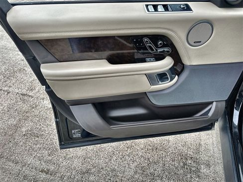 Used 2022 Land Rover Range Rover Westminster Edition image 21