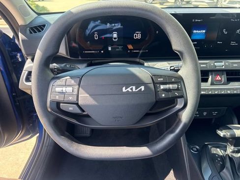 Used 2025 Kia K4 FWD image 27