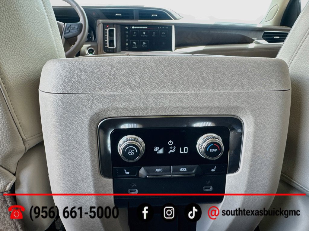Used 2024 GMC Yukon Denali RWD image 25