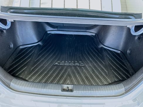 Used 2023 Honda Accord Touring image 18