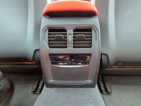 Used 2024 BMW M4 xDrive Competition w/ Executive Package image 40