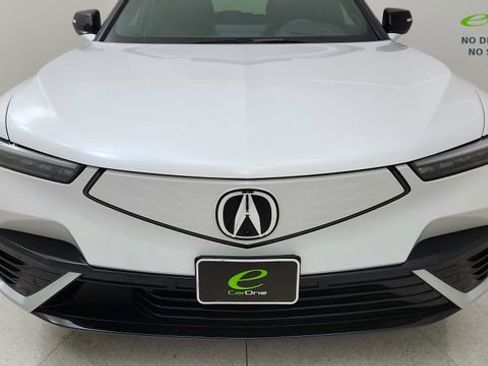 Used 2024 Acura ZDX Type S image 8