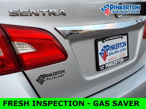 Used 2016 Nissan Sentra S image 31