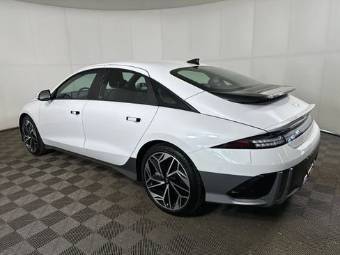 Used 2023 Hyundai Ioniq 6 SEL image 5