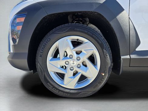 New 2026 Hyundai Kona SE FWD image 28
