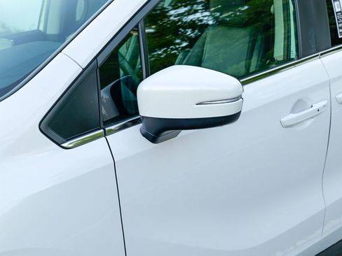 Used 2025 Honda Odyssey EX-L image 11