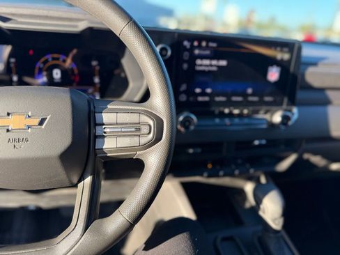 Used 2023 Chevrolet Colorado W/T w/ LPO, Pro Essentials Package image 8