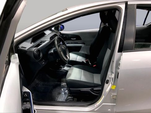 Used 2013 Toyota Prius C Two FWD image 8
