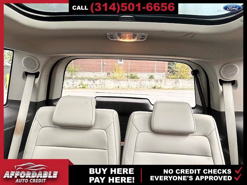 Used 2011 Ford Flex SEL w/ Rapid Spec Order Code AWD/4WD image 12