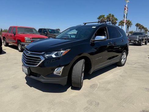 Used 2020 Chevrolet Equinox Premier FWD image 3