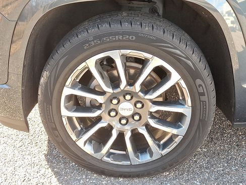 Used 2020 GMC Acadia Denali w/ Technology Package image 16