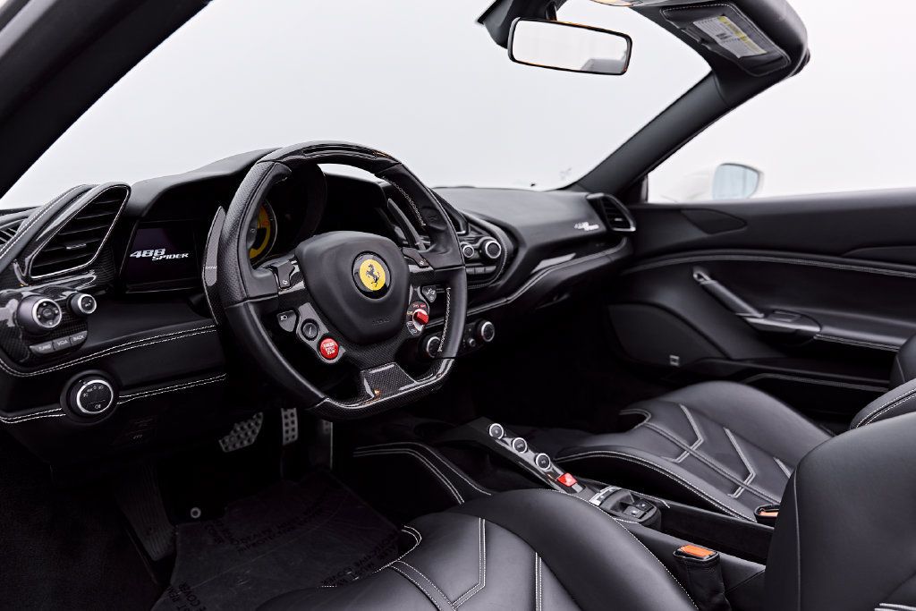 Used 2018 Ferrari 488 Spider RWD image 2