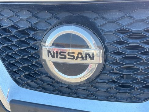 Used 2020 Nissan Maxima 3.5 SV w/ Floor Mat Group FWD image 9