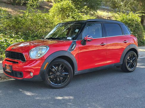 Used 2012 MINI Cooper Countryman S FWD image 1