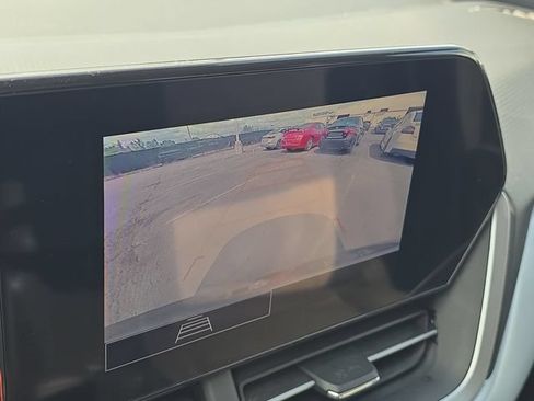 Used 2024 Chevrolet Trax LS w/ LS Convenience Package FWD image 21
