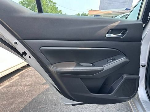 Used 2020 Nissan Altima 2.5 S FWD image 4