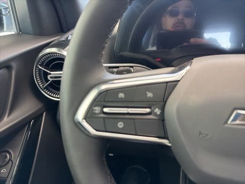 New 2026 Chevrolet Equinox LT image 35