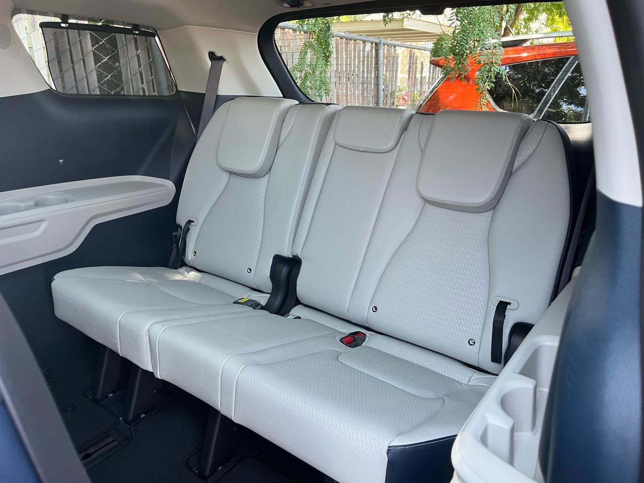 Used 2026 Kia Carnival SX Prestige FWD image 6