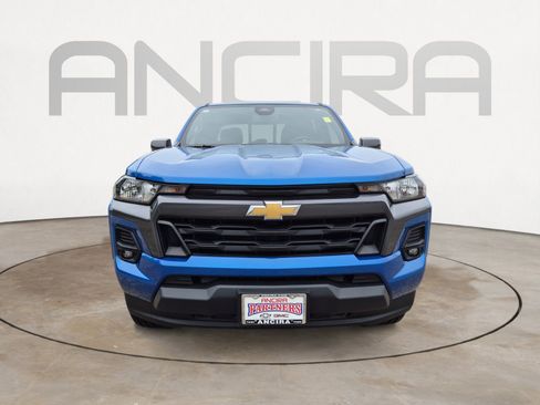 Used 2023 Chevrolet Colorado LT w/ LT Convenience Package II AWD/4WD image 4