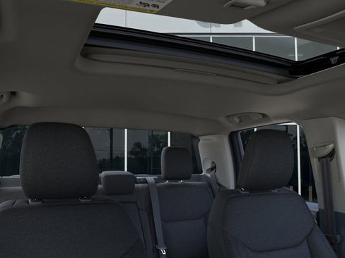 New 2025 Ford Maverick XLT w/ XLT Luxury Package image 12