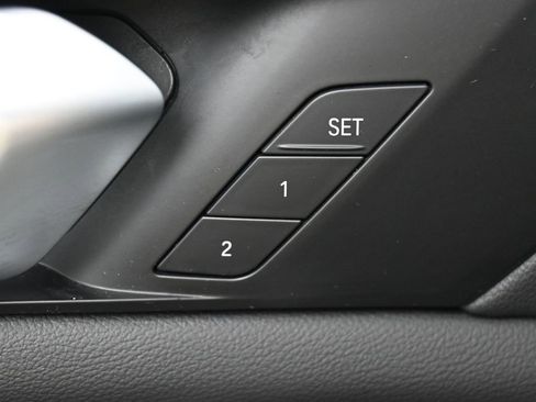 Used 2019 BMW X5 xDrive40i w/ Premium Package 2 image 15