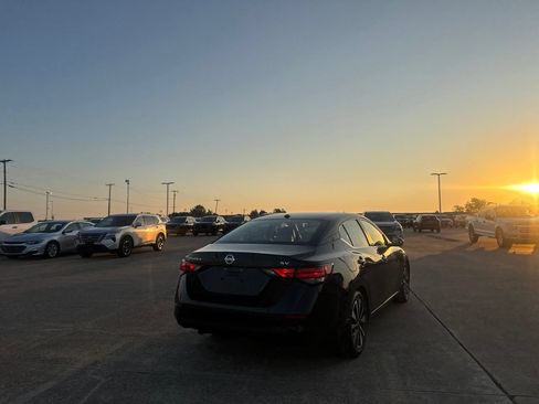Certified 2023 Nissan Sentra SV w/ SV Premium Package FWD image 20