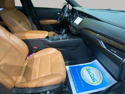 Used 2019 Cadillac XT4 Sport image 16