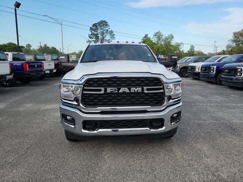 Used 2024 RAM 3500 Big Horn AWD/4WD image 6
