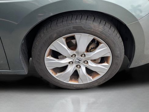 Used 2010 Honda Accord EX-L image 24